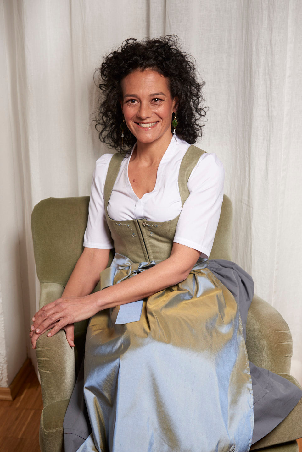 Seidenschürze